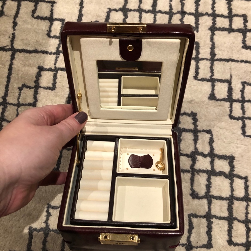 Jewelry Box - Picture 4 of 5